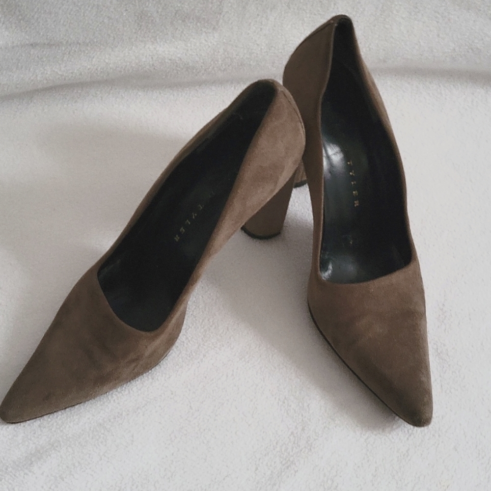 Richard Tyler Brown Suede Pumps - Size 5